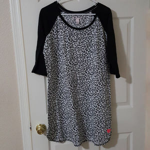 Victoria's Secret Nightgown Sleep shirt XL